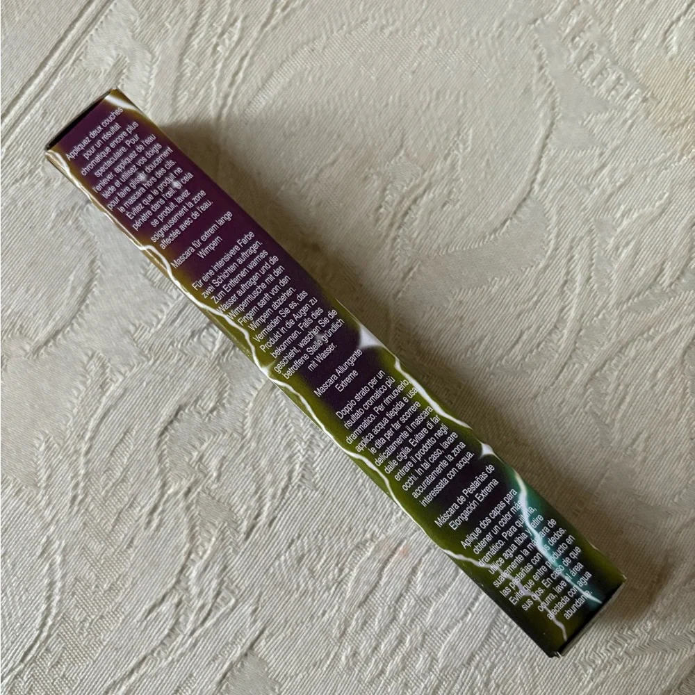 Half Magic Eyelectric Lengthening Tubing Mascara in Violet Acts Purple BNIB